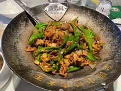-费大厨辣椒炒肉(高铁吾悦广场店)