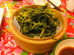 -闯关东东北农家菜(崂山石老人店)