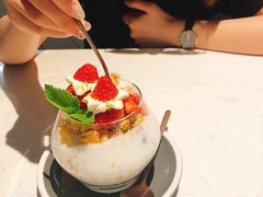 招牌优格杯-BE BRIGHT KITCHEN(正佳广场店)