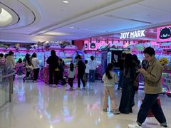 -LuOne凯德晶萃广场(徐家汇路店)