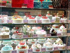 面包甜点陈列柜-金凤成祥(花园路店)