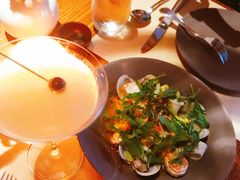温热海鲜沙拉配牛油果-Mercato莫卡多露台餐厅与酒吧(K11店)