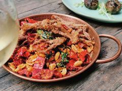 sisters秘制麻辣鸭舌-SISTERS BAR RESTAURANT川意酒馆(嘉善老市H楼店)