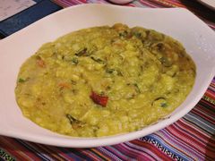 -香巴拉云南餐厅(华莱坞店)