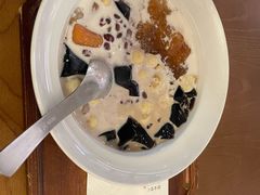-RUXU入续糖水铺与包(卓悦中心店)