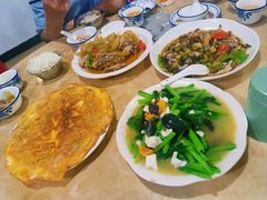 -黄记四更烤乳猪店