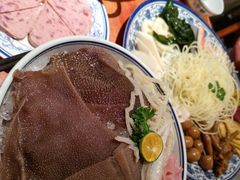 -周小明火锅(黑金冠社区店)