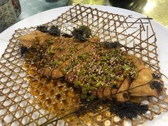 -天天向上素食餐厅(五台山店)