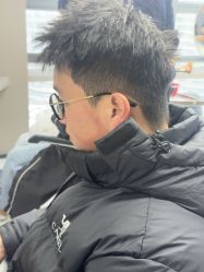 -宫铭烫发染发接发店