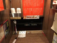 餐位-一蘭拉面(新宿中央东口店)