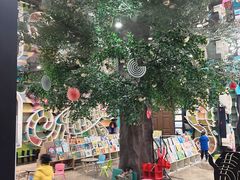 -钟书阁(松江泰晤士小镇店)