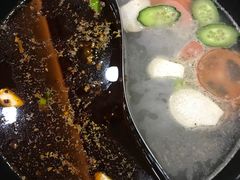 鸳鸯锅底-宏姐串串香(宏伟路店)