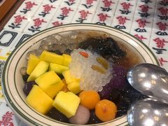 超级桃胶芋圆-堂屋糖水店(愚园店)