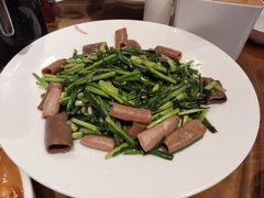 -赶海部落海鲜城(海阳路店)