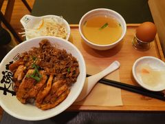 -熊吞·大碗丼烧肉饭(济宁万达广场店)