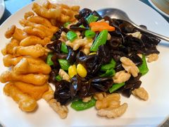 -景月阁空中食府(希尔顿酒店)