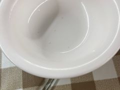 -新大咀港式茶餐厅(宝山万达店)