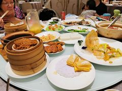 -香港百合居(LCM置汇旭辉广场店)