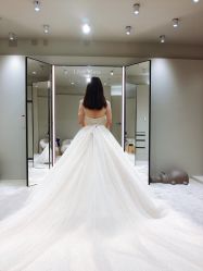 -Renee芮亦婚纱
