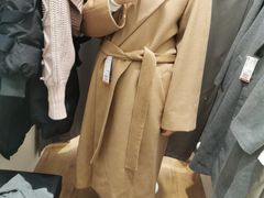 -优衣库(上海金桥太茂店)