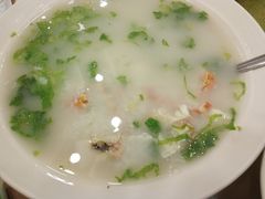 -顺峰渔港中国人的餐厅