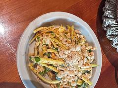 柠檬辣青芒手撕鸡-SHAN山(前滩太古里店)