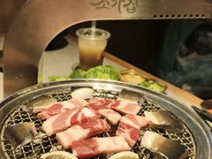 -草家酱蟹炭火烤肉店(珲春南路一店)