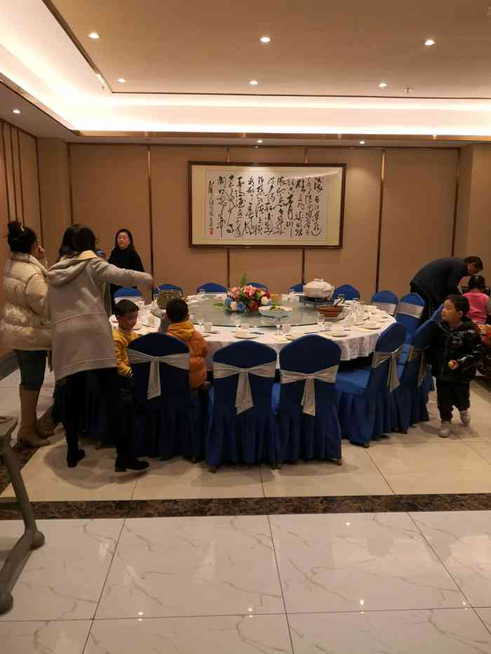 谢氏红高粱·海鲜酒楼(红牌楼店)