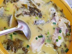 -溢心园香河肉饼总店