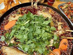 -鸿顺老铁锅美蛙鱼府(解放碑店)