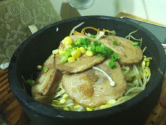 叉烧拌饭-秀伴韩式主题餐厅(泰龙城店)