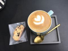 -UNI UNI(环亚凯瑟琳店)