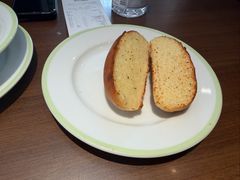 蒜香面包-萨莉亚意式餐厅(杭州滨江天街店)