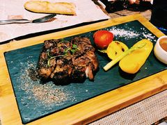 炭烤澳洲和牛西冷-YUE·6·西式融合餐厅(外滩六号店)