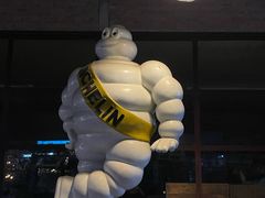 -席娜卡琳火车铁道夜市