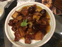 -云海肴·汽锅鸡·云南菜(天山百盛优客店)