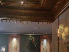 -八府香鸭·啫啫煲(华山路店)