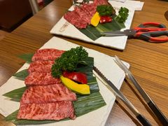 -炼火烤肉店