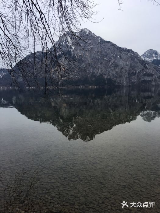 沃尔夫冈湖图片