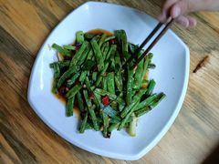 -农夫人家餐饮