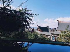 -七彩云南古滇温泉山庄