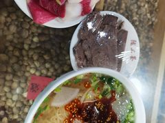 -陇上全荟兰州传统牛肉面(延吉路店)