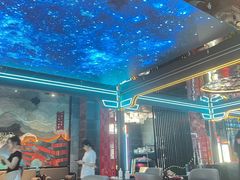 -屋有岛沉浸游戏旗舰店(中山公园店)