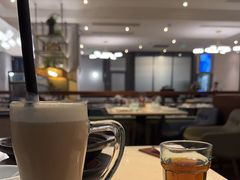 -港丽餐厅(高德置地店)