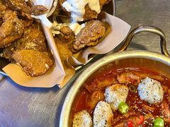 炸鸡一半一半-富乐满韩国正宗炸鸡韩国料理(虹泉路店)