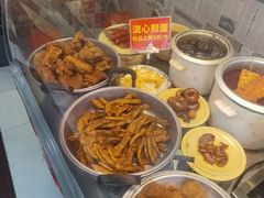 -柳州肥姨妈大骨螺蛳粉(东靖路店)