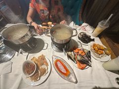 -领鲜活海鲜榴莲自助火锅(东门店)