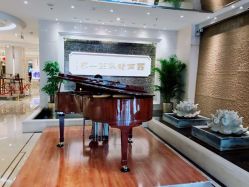 -北京七彩云南翡翠珠宝旗舰店(月坛店)