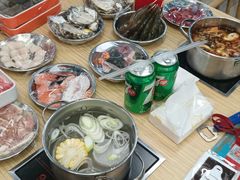 -杨老板·海鲜集市火锅·鲜切牛肉(中防万宝店)