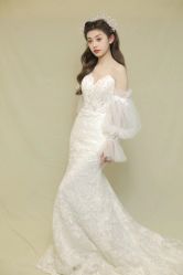 -Lady  Jane高端婚纱礼服馆